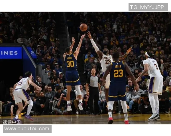 2009年湖人与尼克斯精彩对决全场录像回放重温经典瞬间